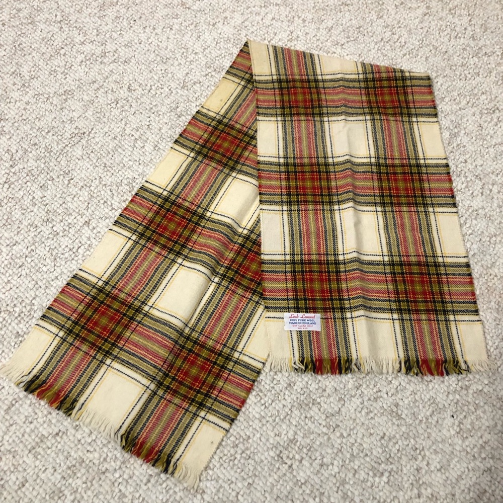 Made in England Plaid Wool Scarf